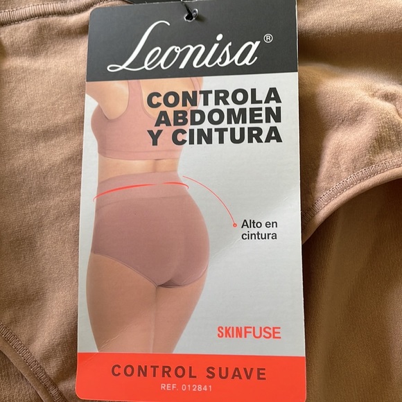 It is a little small for me. Higher Power Panties. Size XL
COLOR:DRAK NUDE - Picture 4 of 8